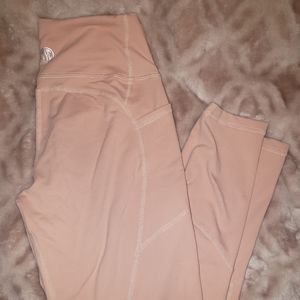 Til You Collapse Effortless Heart Booty Leggings